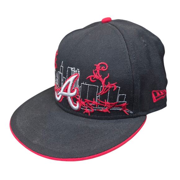NEW ERA‎ 59Fifty Atlanta Braves Black Red Graphic Fitted 7 1/4 Baseball Cap Hat - Picture 1 of 6